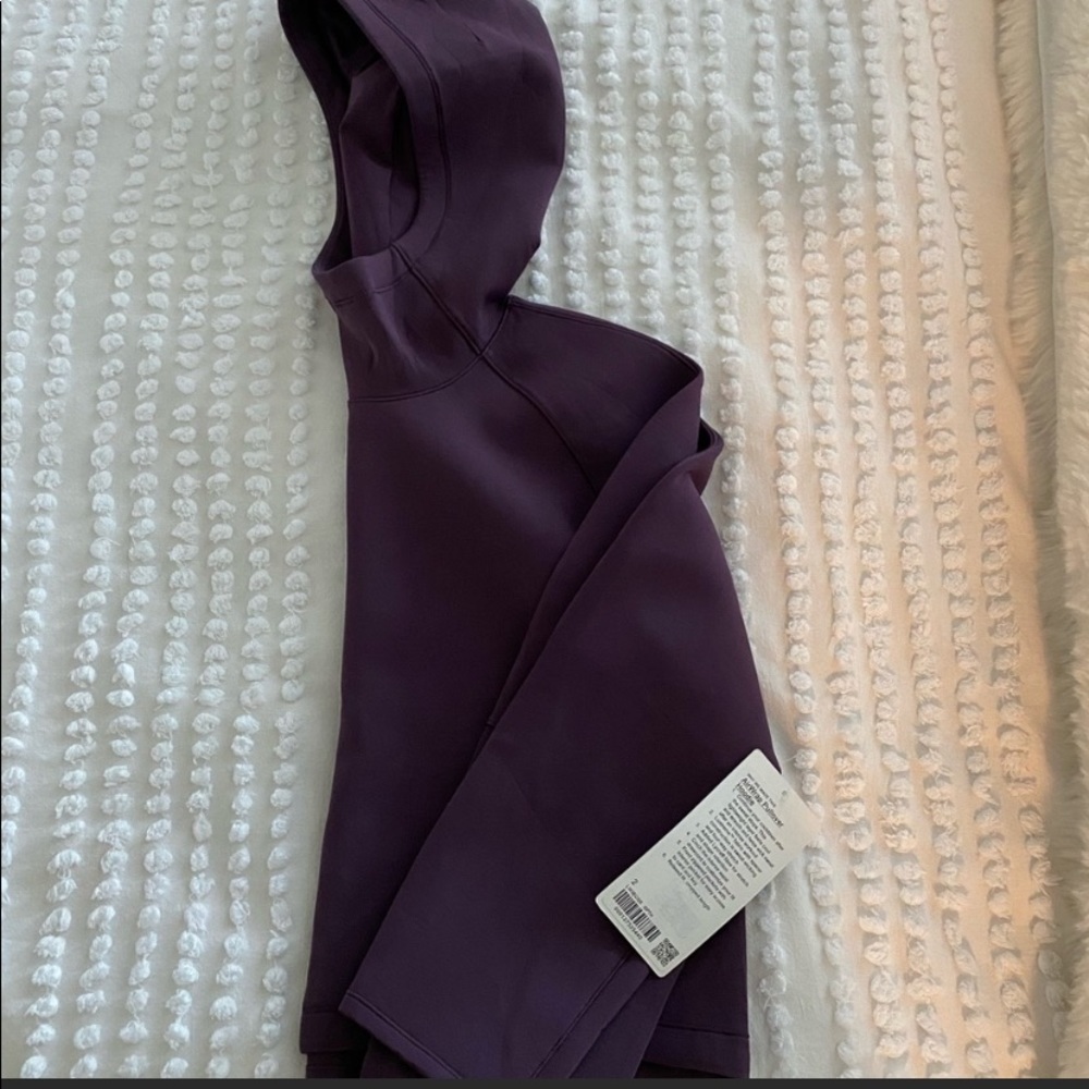 Lululemon Pullover - Picture 8 of 10